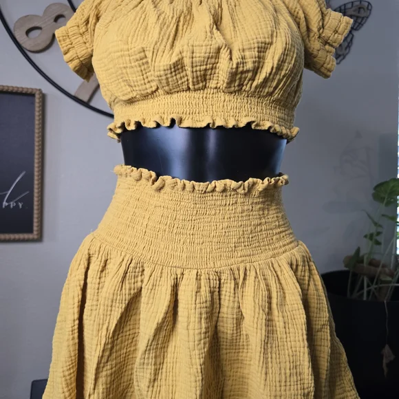 Yellow Smocked Women's Skirt - Picture 2 of 4